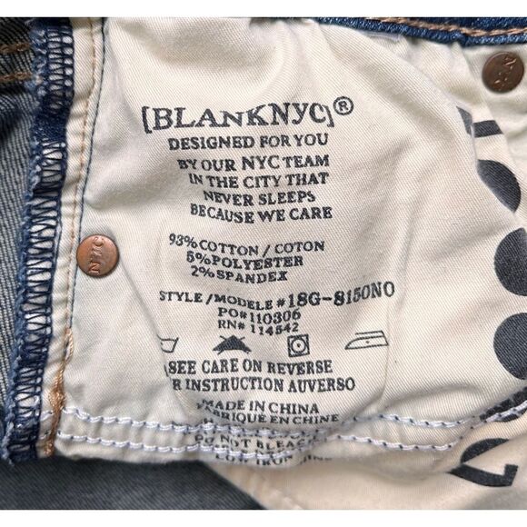 [BLANKNYC] The Fulton Boyfriend Distressed Cuffed Hem Denim Shorts, Size 25 - Picture 11 of 16